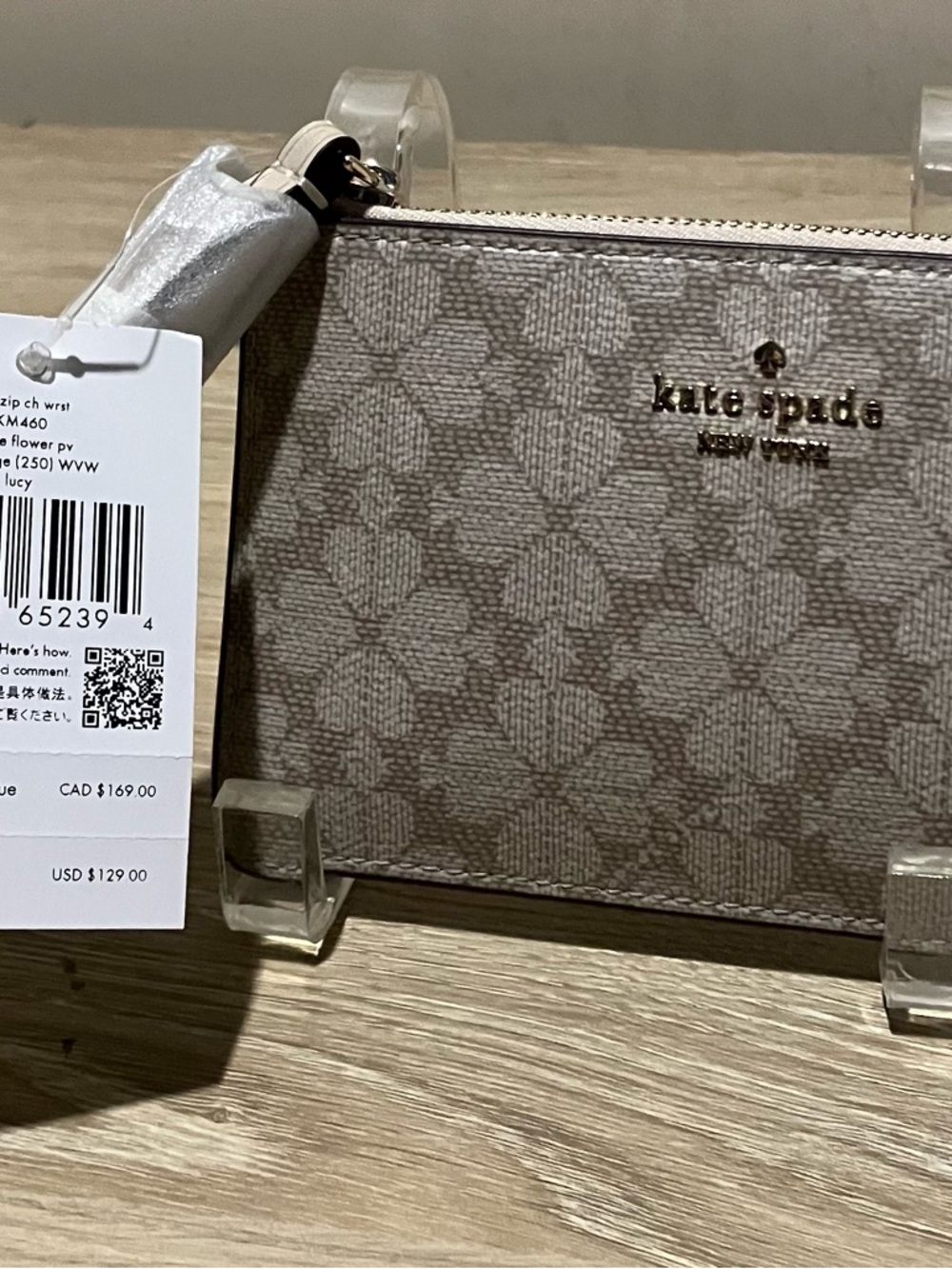 kate spade Neutral Heart-Pattern Zip Wallet with Gold Logo - Picture 3 of 3